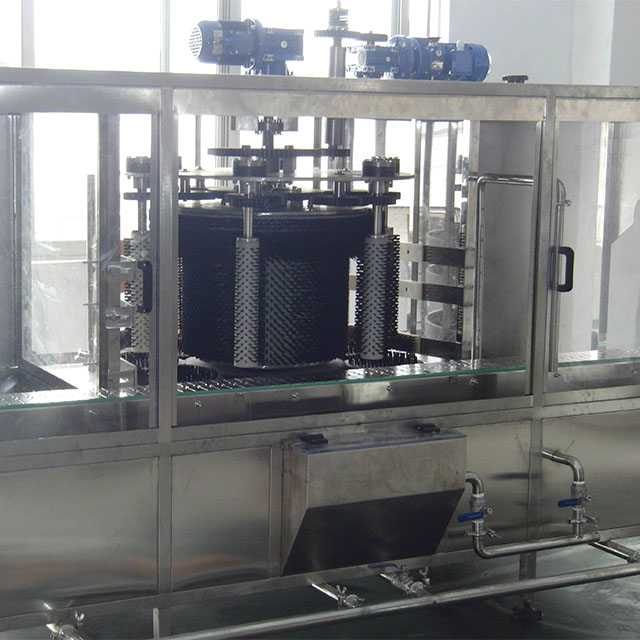 Полностью автоматическая производственная линия для розлива воды объемом 20 литров